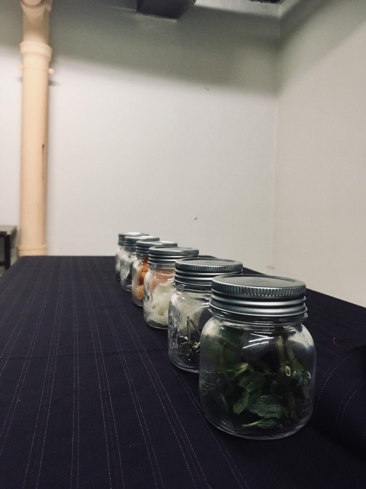 Dispositif de la table - expérience odorat | 